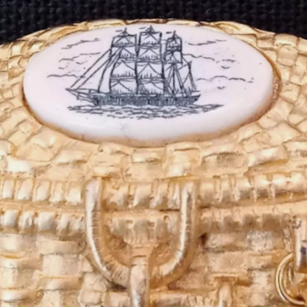 PAQUETTE NANTUCKET BASKET PIN - Gold Tone - EXCELLENT Condition